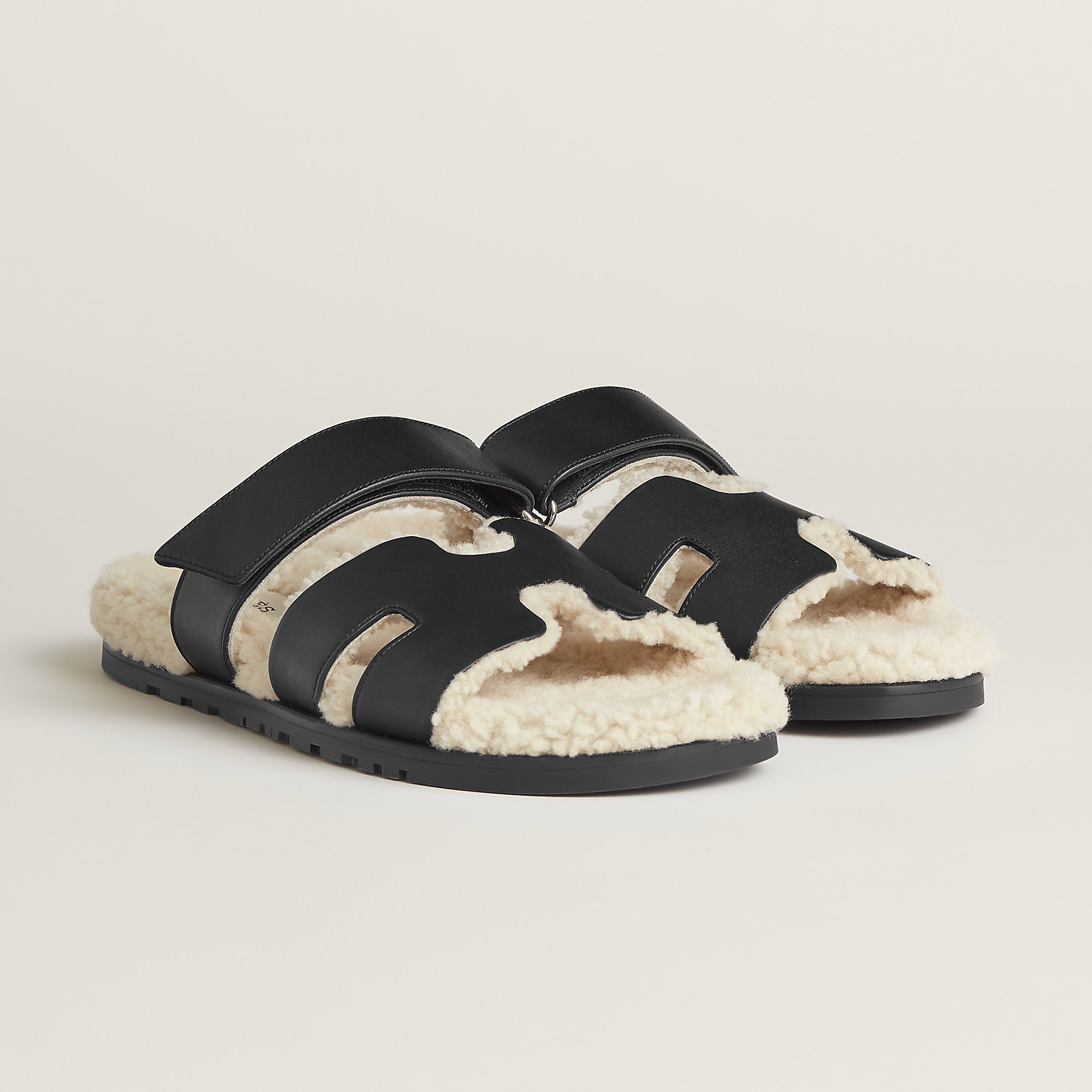  Hermes Chypre Sandal Noir