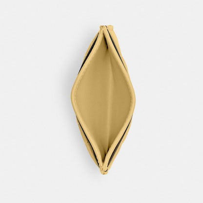 Coach Essential Card Case With Pillow Quilting Brass Vanilla