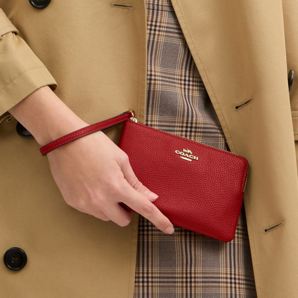 Coach Corner Zip Wristlet Gold/Poppy