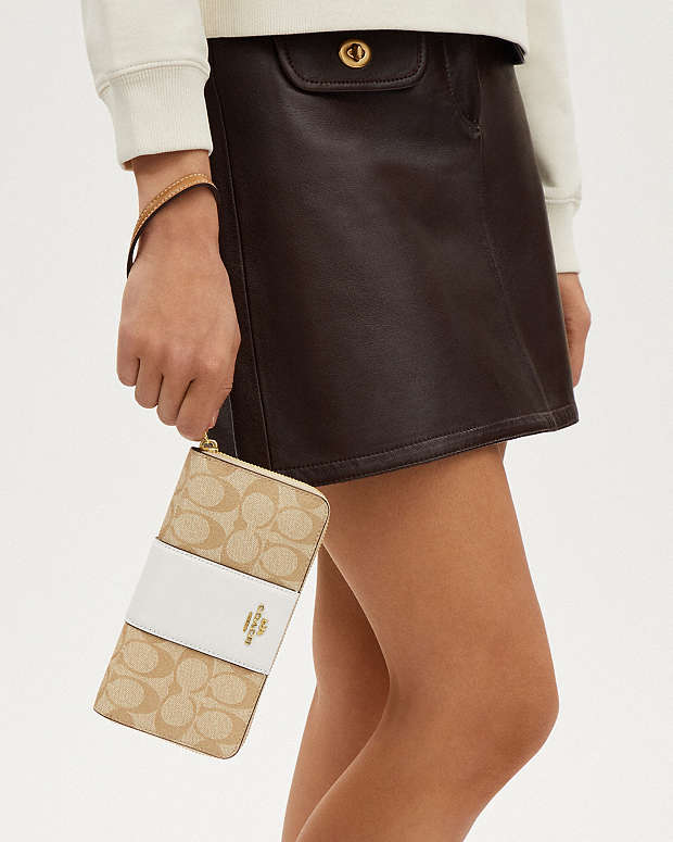 Long Zip Around Wallet In Signature Canvas With Stripe Signature Canvas-Gold-Light Khaki-Chalk Lt Saddle Signature Canvas-Gold-Light Khaki-Chalk Lt Saddle