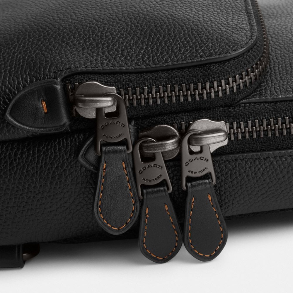 Coach Gotham Sling Pack 13 Black