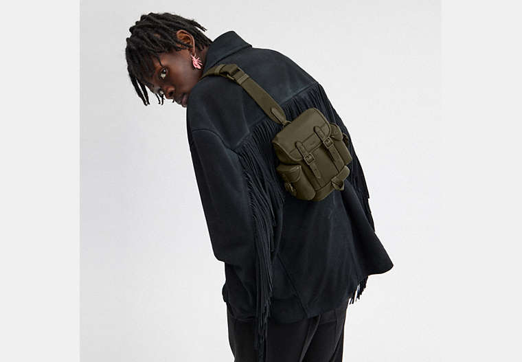 Hitch Backpack 13 Army Green Army Green
