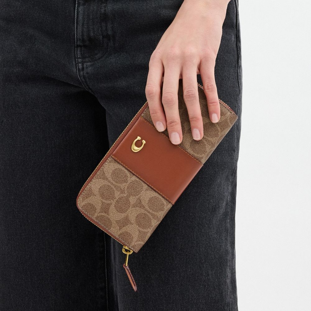 Coach Essential Slim Accordion Zip Wallet In Signature Canvas Brass/Tan Caramel
