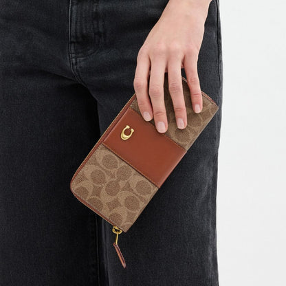 Coach Essential Slim Accordion Zip Wallet In Signature Canvas Brass/Tan Caramel