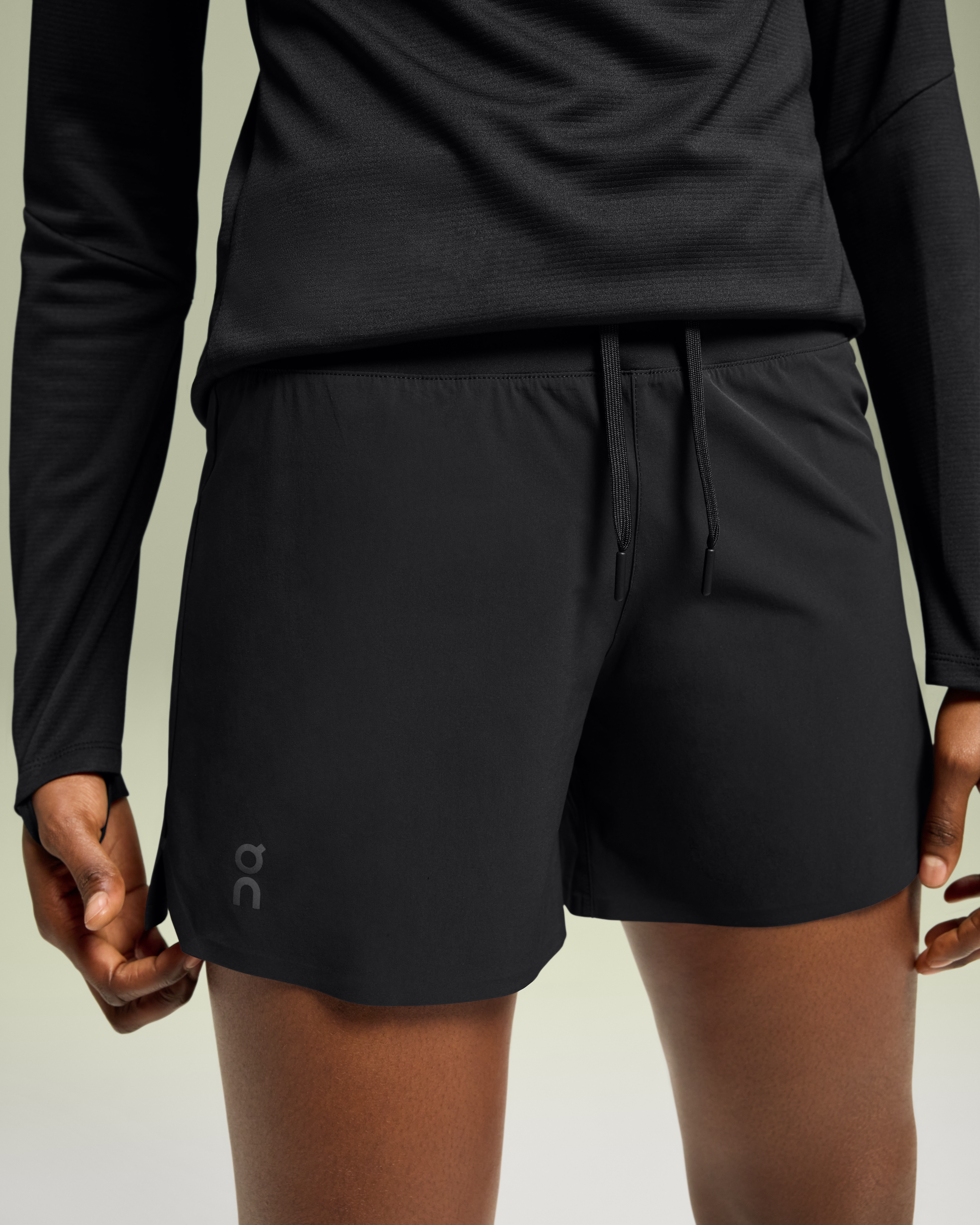 on 5" running shorts Black (Women's)