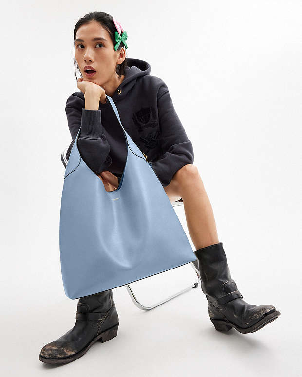 Brooklyn Shoulder Bag 39 Smooth Leather-Brass-Bluebell Smooth Leather-Brass-Bluebell