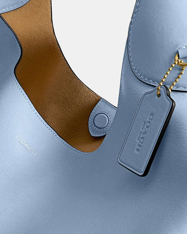 Brooklyn Shoulder Bag 39 Smooth Leather-Brass-Bluebell Smooth Leather-Brass-Bluebell