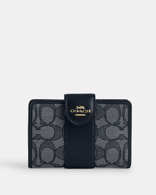 Medium Corner Zip Wallet In Signature Jacquard Signature Jacquard-Gold-Navy-Midnight Navy Signature Jacquard-Gold-Navy-Midnight Navy