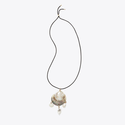 Tory Burch Curiosity Shell Pendant Necklace Black / Ivory