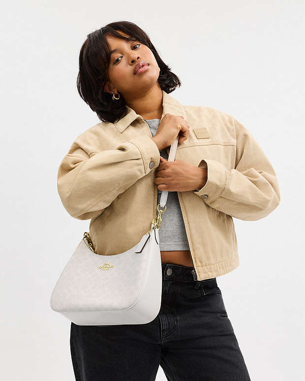 Teri Hobo Bag In Signature Canvas Signature Canvas-Gold-White-Chalk Signature Canvas-Gold-White-Chalk