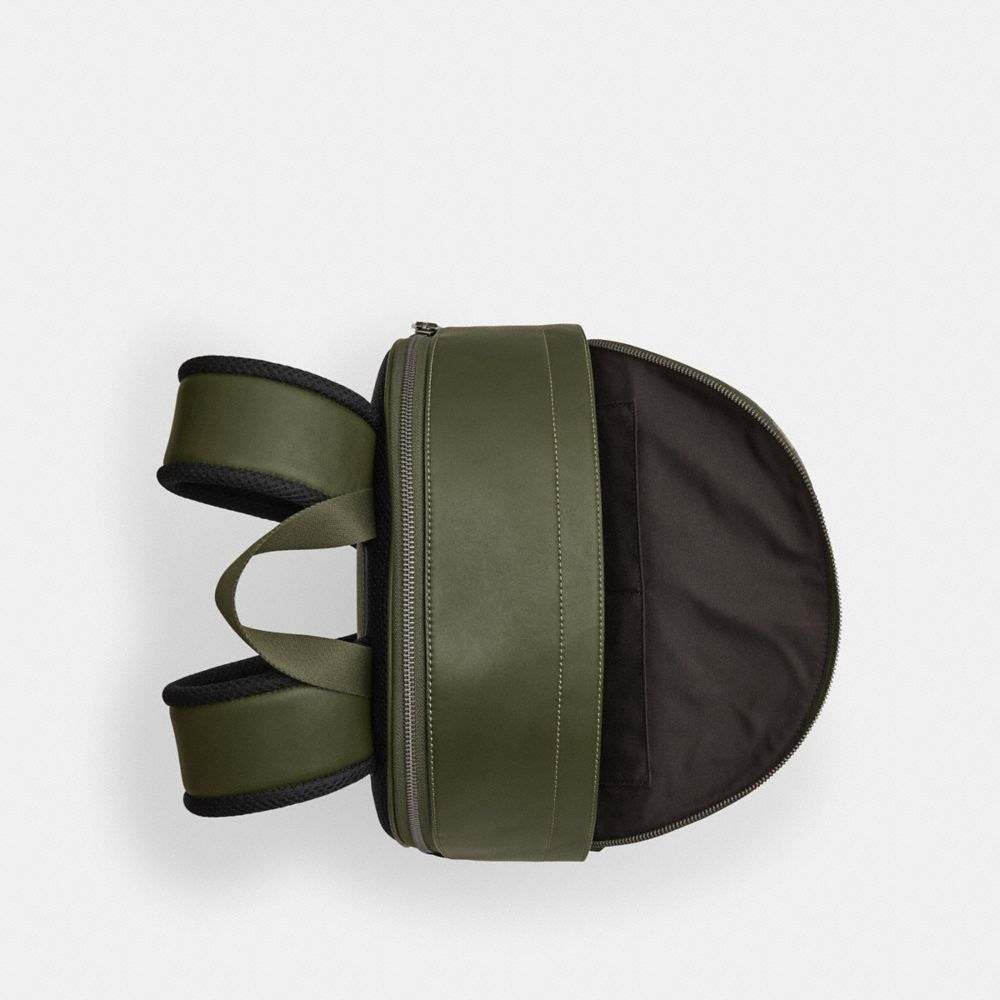 West Backpack In Signature Camo Print Signature Canvas-Qb-Dark Shamrock Multi Signature Canvas-Qb-Dark Shamrock Multi