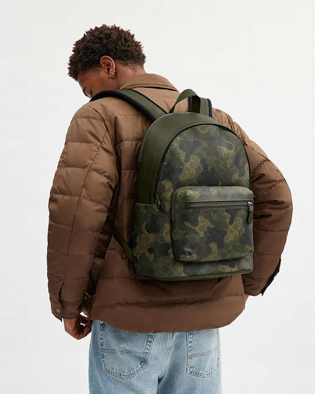 West Backpack In Signature Camo Print Signature Canvas-Qb-Dark Shamrock Multi Signature Canvas-Qb-Dark Shamrock Multi