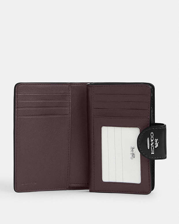 Medium Corner Zip Wallet Novelty Leather-Silver-Black Novelty Leather-Silver-Black