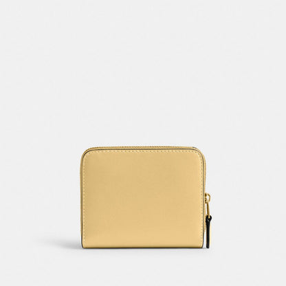 Coach New York Billfold Wallet Brass Vanilla
