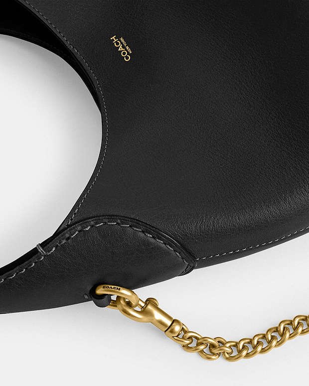 Brooklyn Shoulder Bag 23 Natural Grain Leather-Brass-Black Natural Grain Leather-Brass-Black
