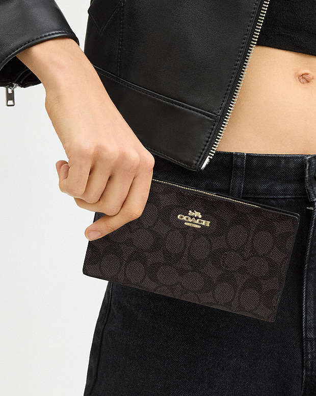Slim Zip Wallet In Signature Canvas Signature Canvas-Gold-Walnut-Black Signature Canvas-Gold-Walnut-Black