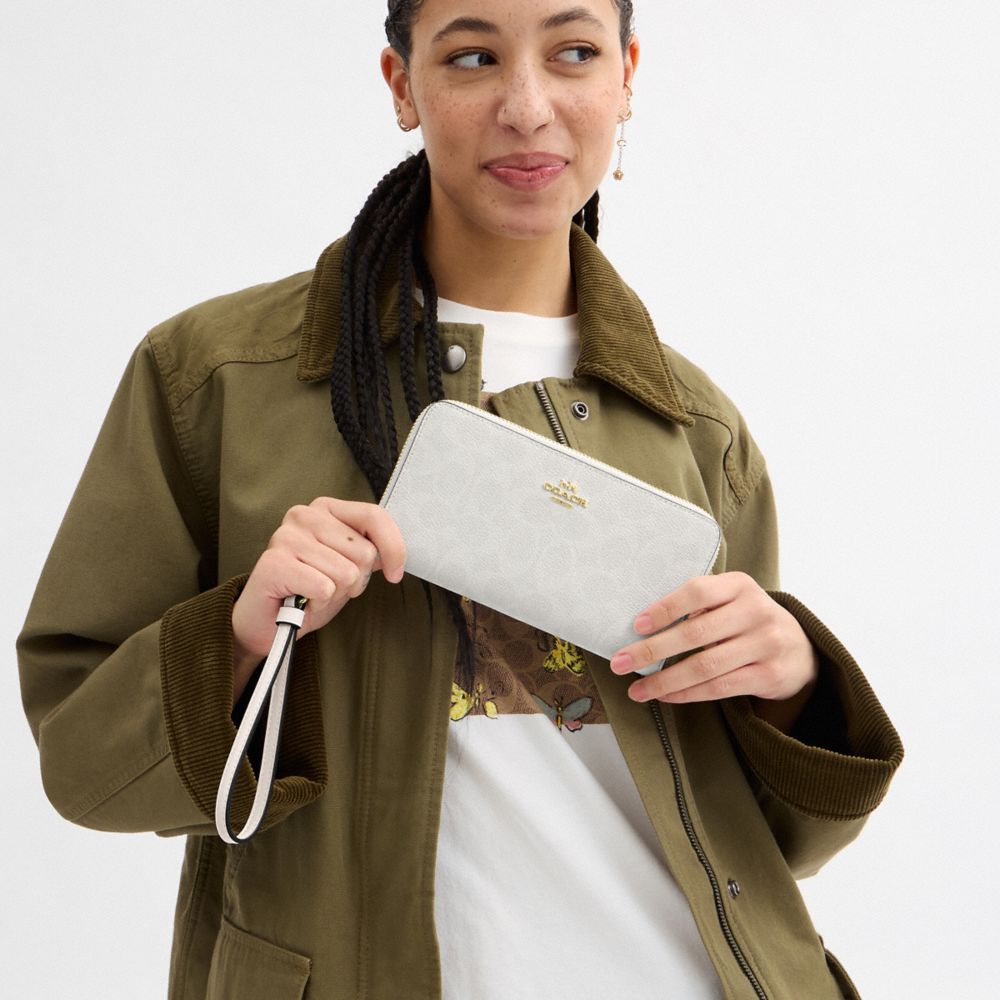 Coach Long Zip Around Wallet In Signature Canvas Gold/White/Chalk