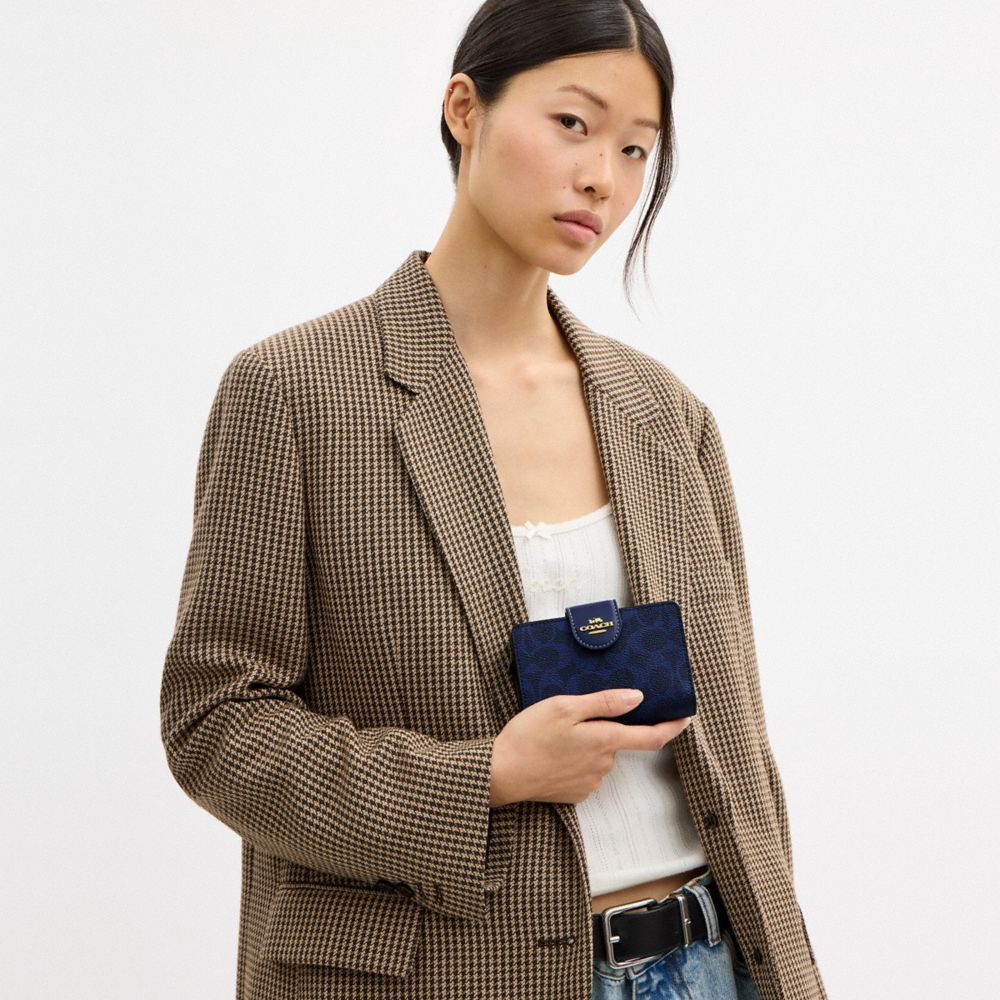 Coach Medium Corner Zip Wallet In Signature Canvas Gold/Navy