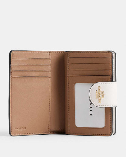Medium Corner Zip Wallet In Signature Canvas Signature Canvas-Gold-Sand-Chalk Signature Canvas-Gold-Sand-Chalk