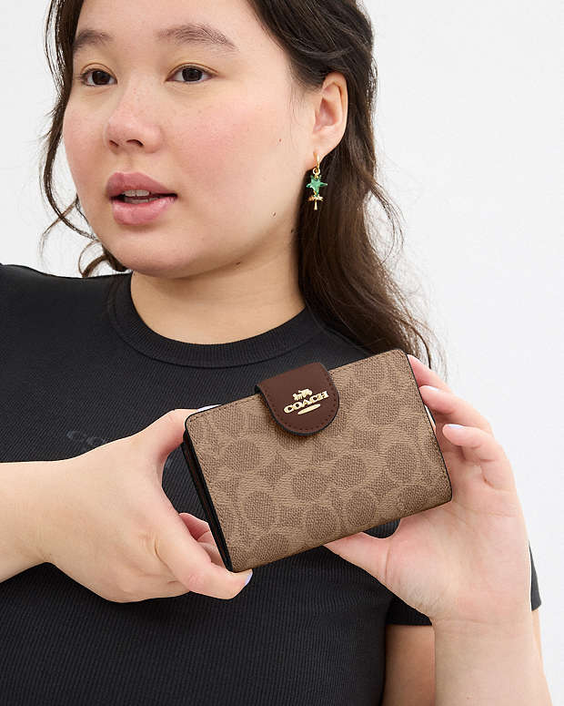 Medium Corner Zip Wallet In Signature Canvas Signature Canvas-Gold-Tan-Brown Signature Canvas-Gold-Tan-Brown