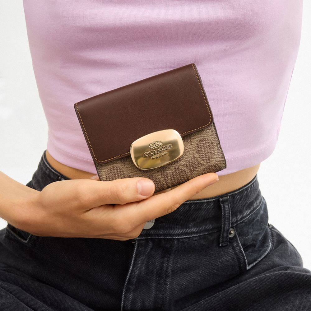 Eliza Small Wallet In Signature Canvas Signature Canvas-Gunmetal-Black Signature Canvas-Gunmetal-Black