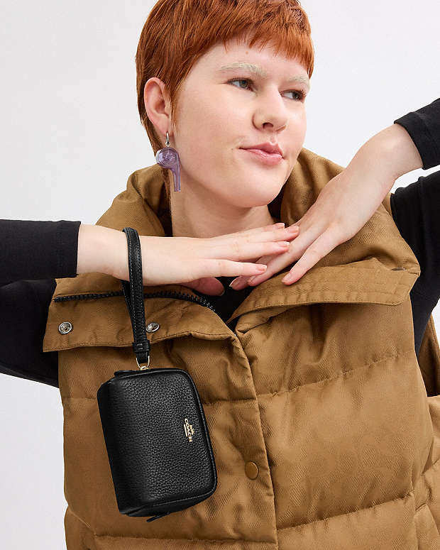 Pouch Wristlet Pebbled Leather-Gold-Black Pebbled Leather-Gold-Black