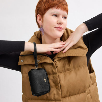 Coach Pouch Wristlet Gold Black