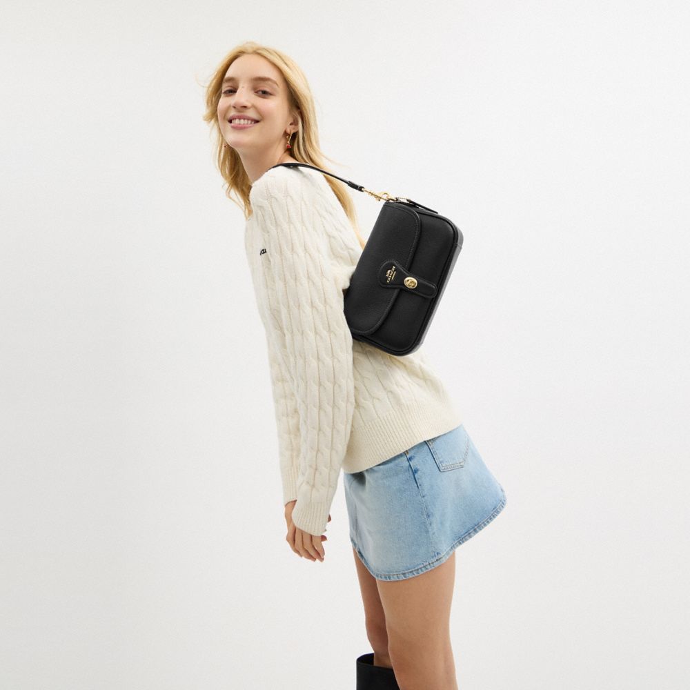Coach Hadley Shoulder Bag Gold Black