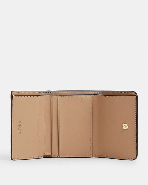 Card Holder Wallet In Blocked Signature Canvas Signature Canvas-Gold-Sand-Tan Signature Canvas-Gold-Sand-Tan