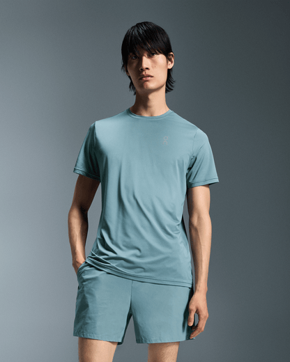 On Essential Shorts Coast