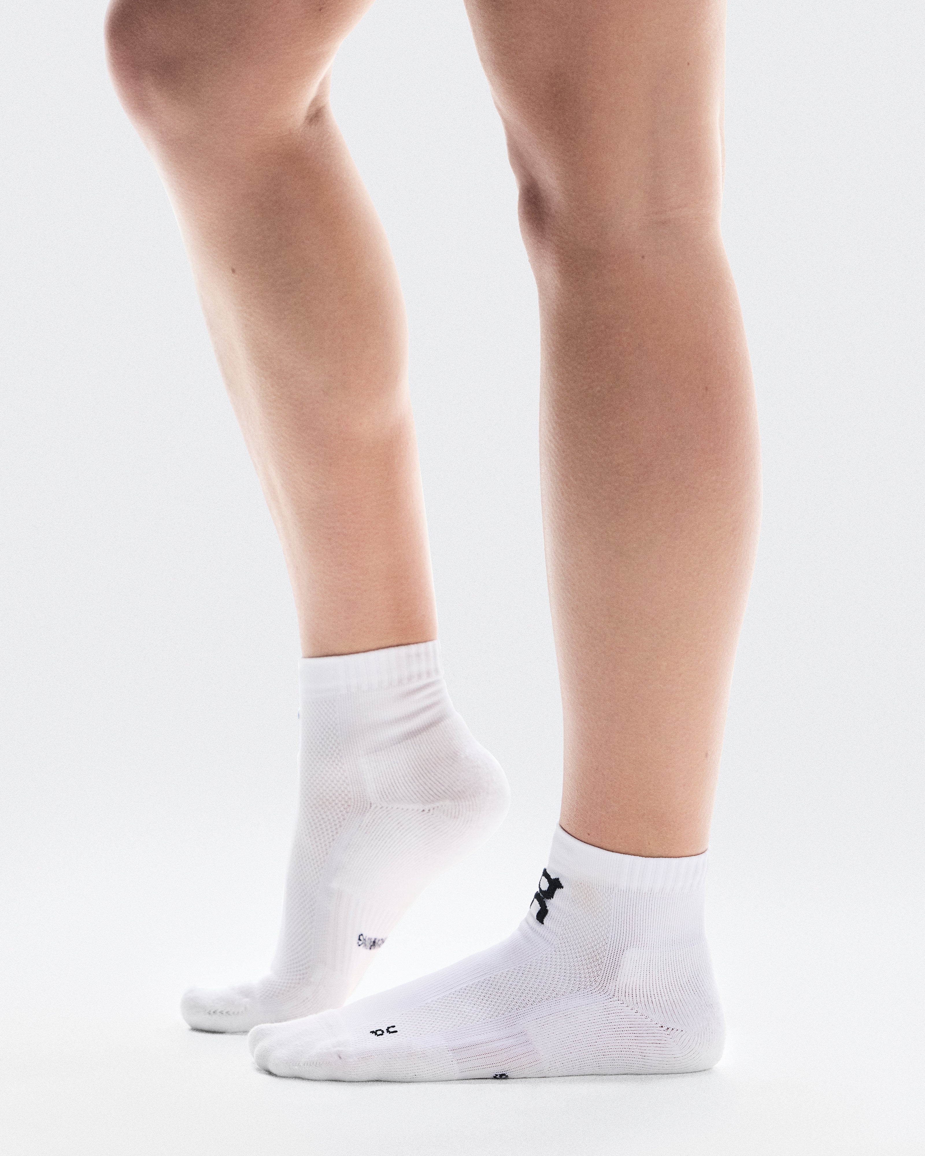 On Core Run Sock Mid 2P White