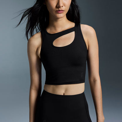 On Studio Cut-Out Crop Black (Women'S)