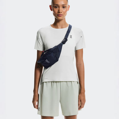 On Waist Pack 2L Lite Navy