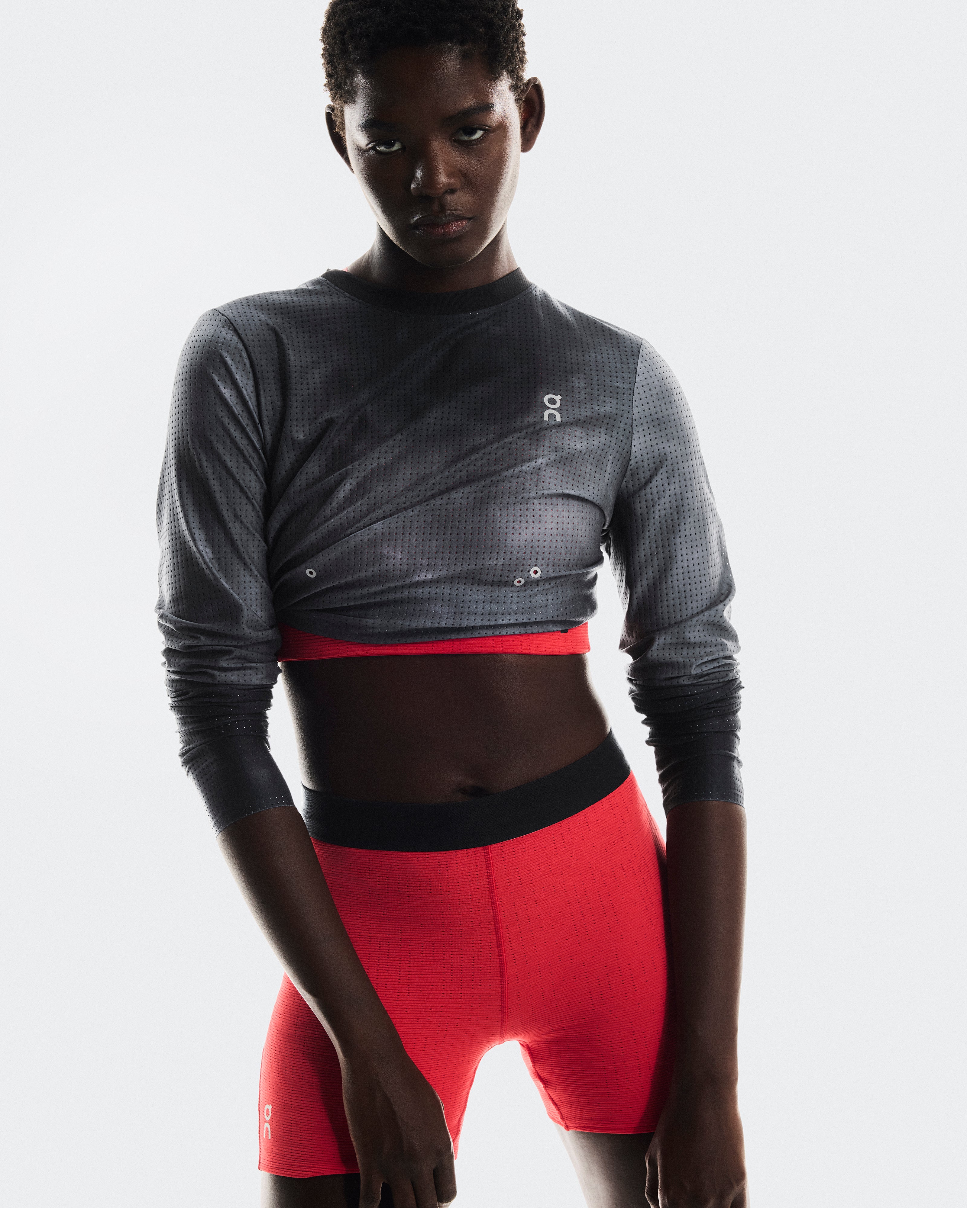 On Pace Mesh Long-T Black (Women's)