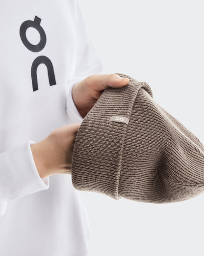 On Merino Beanie Cinder