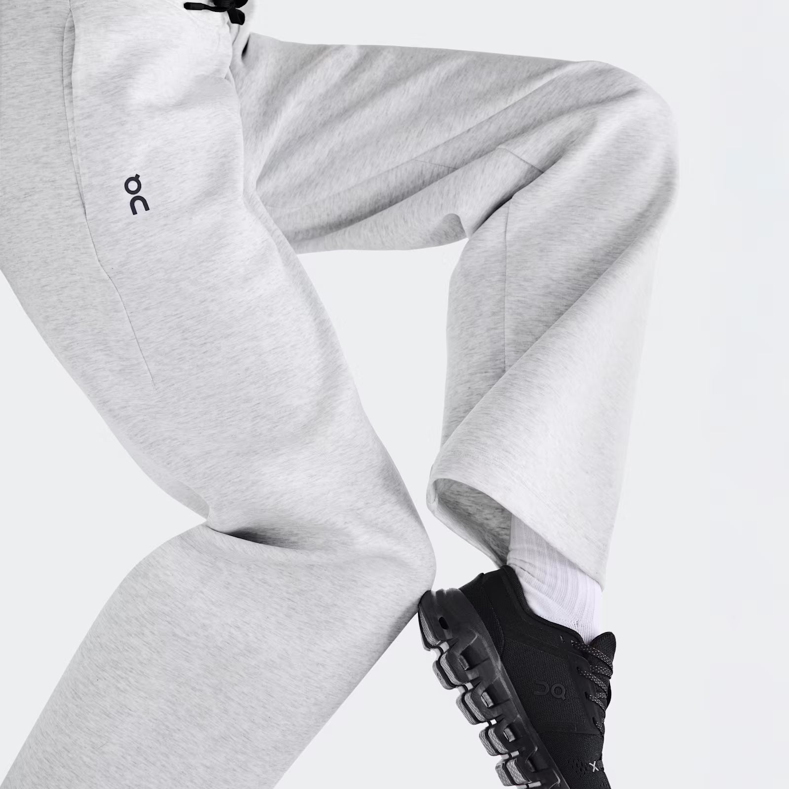 On Focus Tech Sweatpants Crater (Women'S)