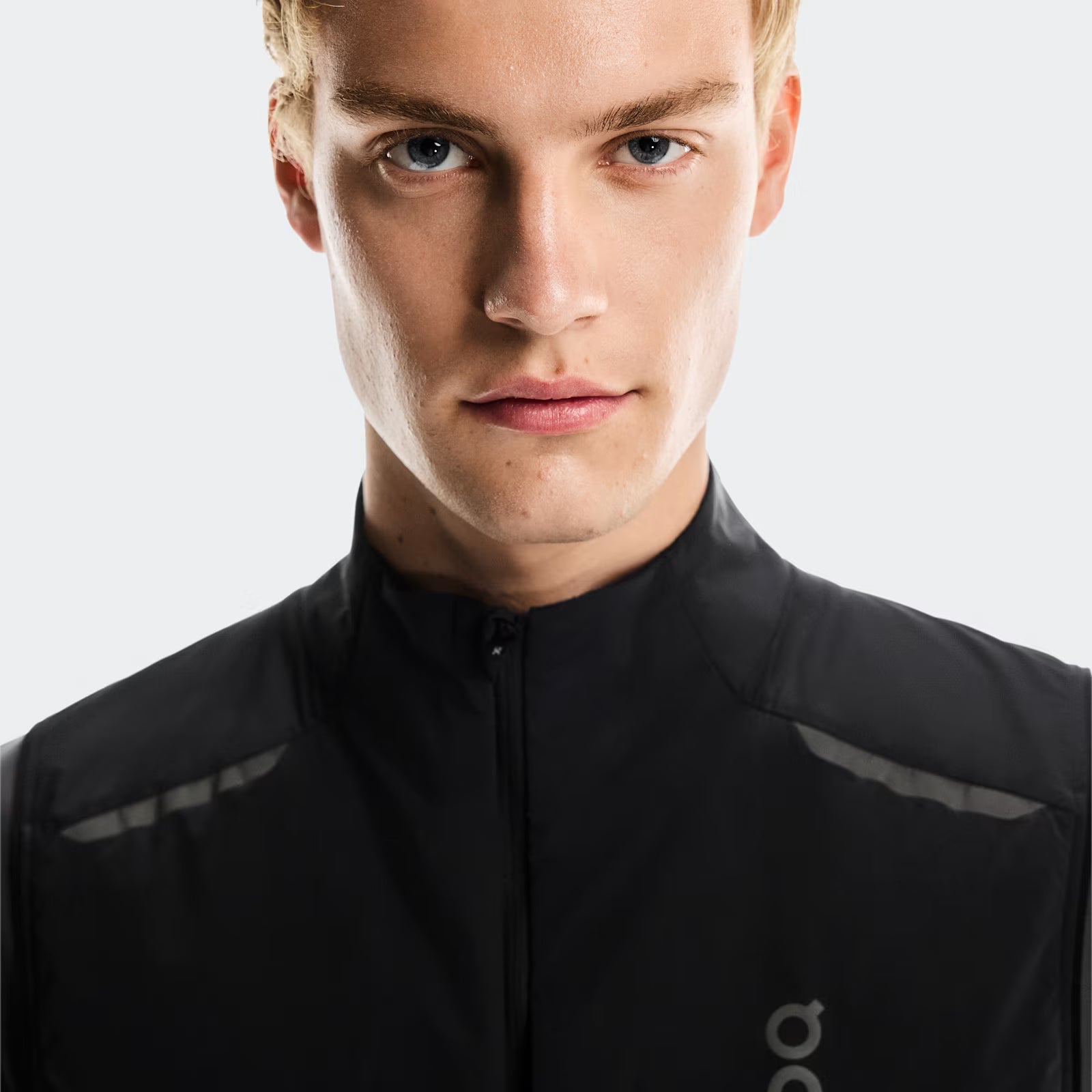 On Weather Vest Black | Eclipse