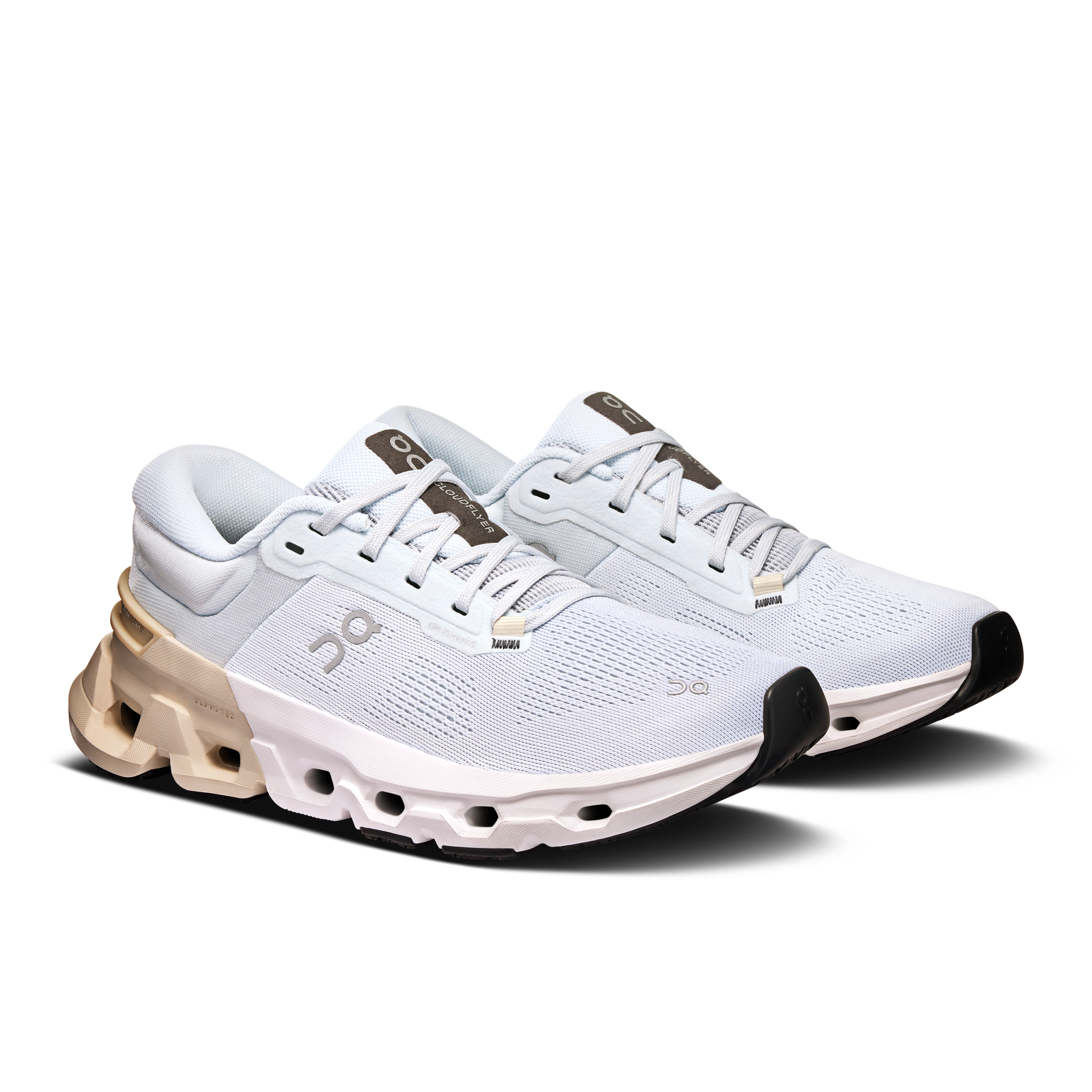on running cloudflyer 5 arctic cream (women's)
