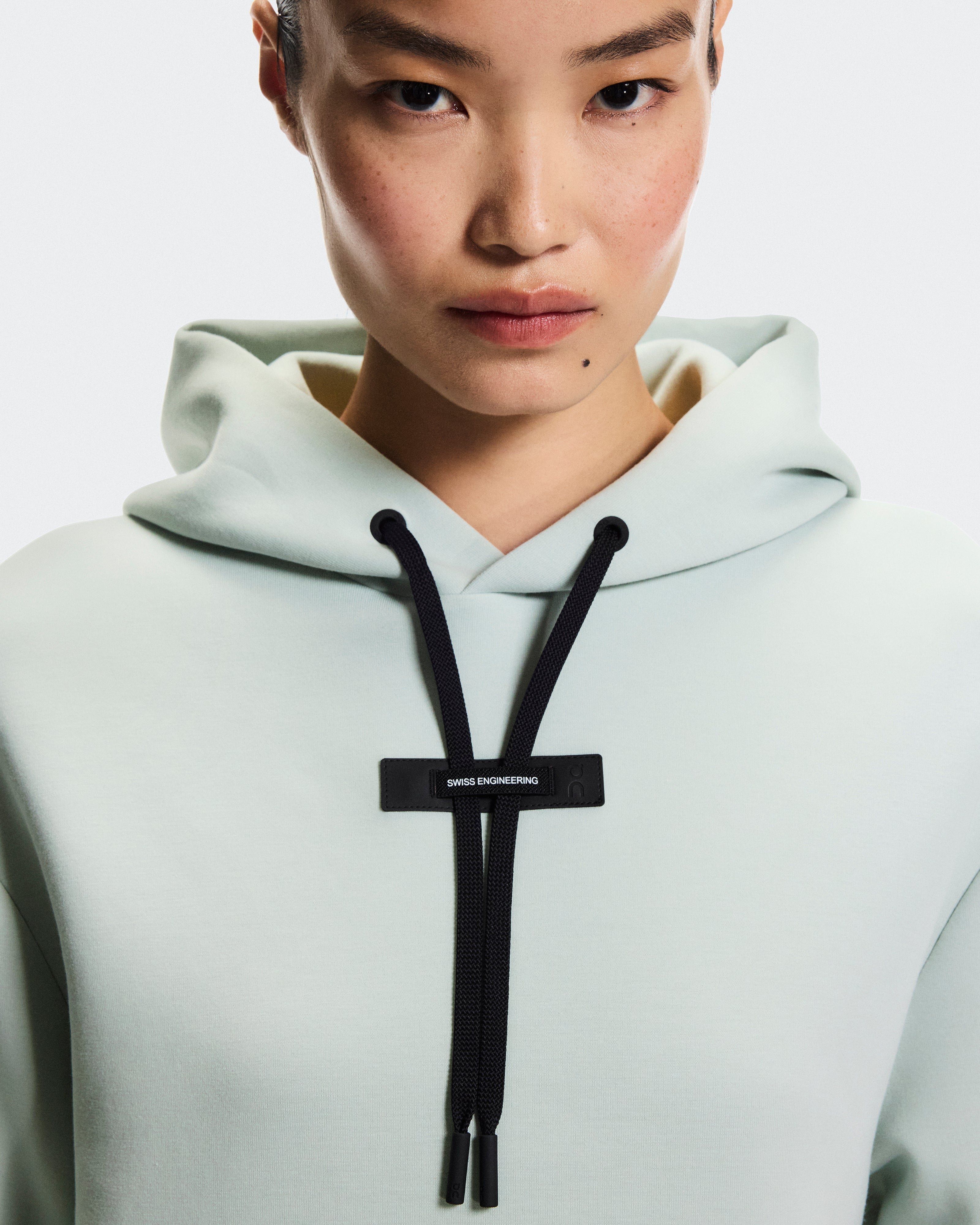 On Focus Tech Hoodie Mineral (Women'S)