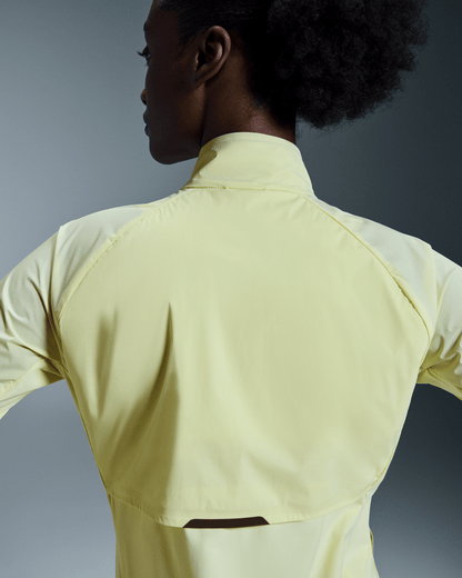 On Weather Jacket Insulated Hay (Women'S)