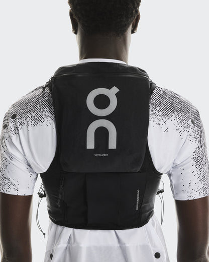 On Ultra Vest Pro Black