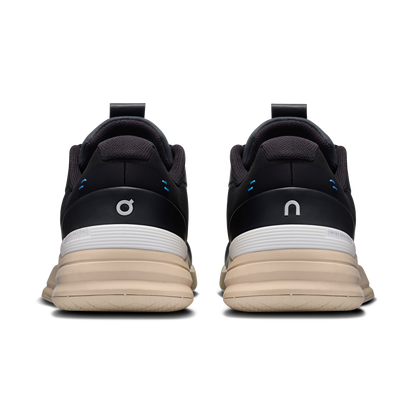 On The Roger Pro Black Sand