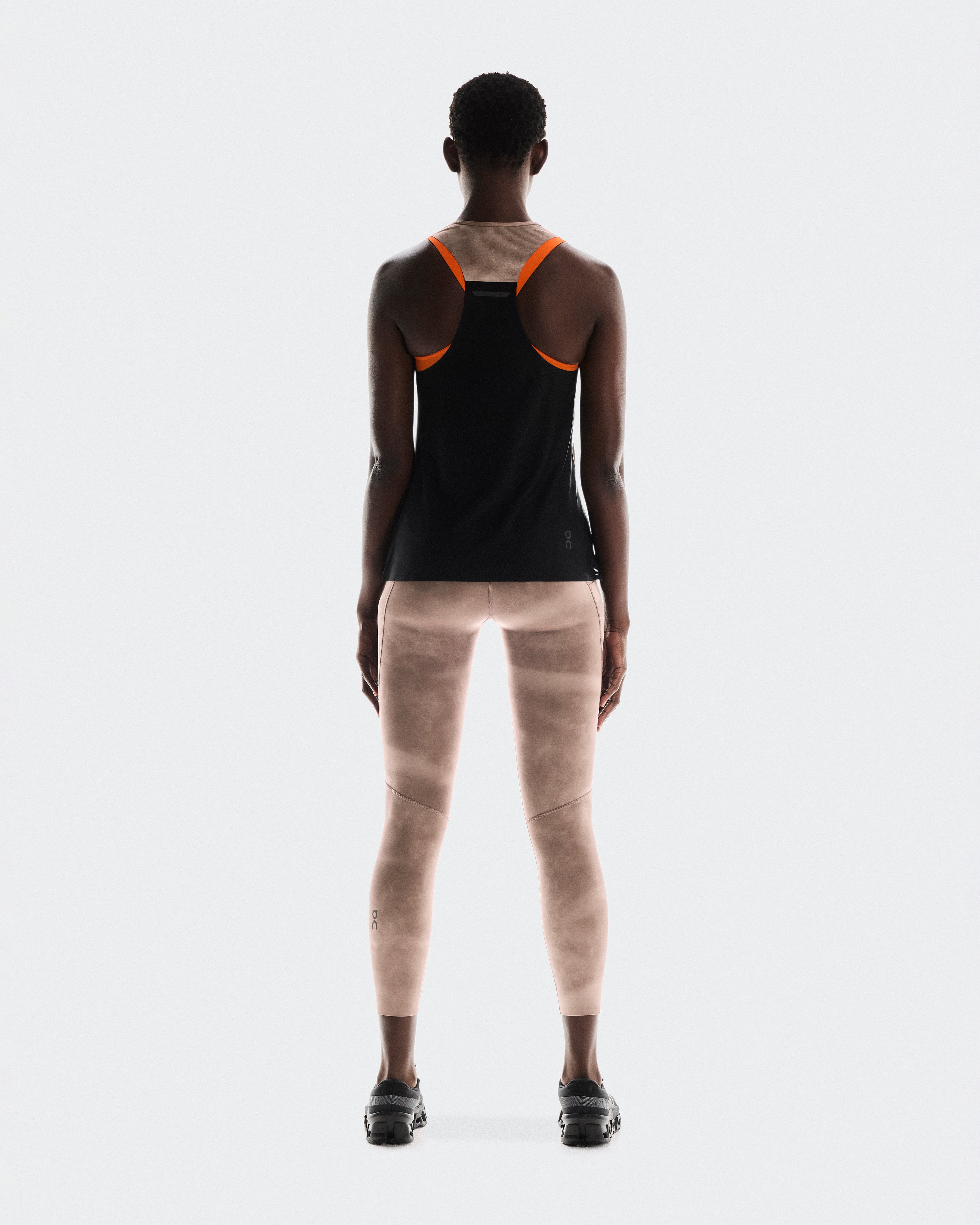 On Performance Tank Aop Cinder | Black (Women'S)