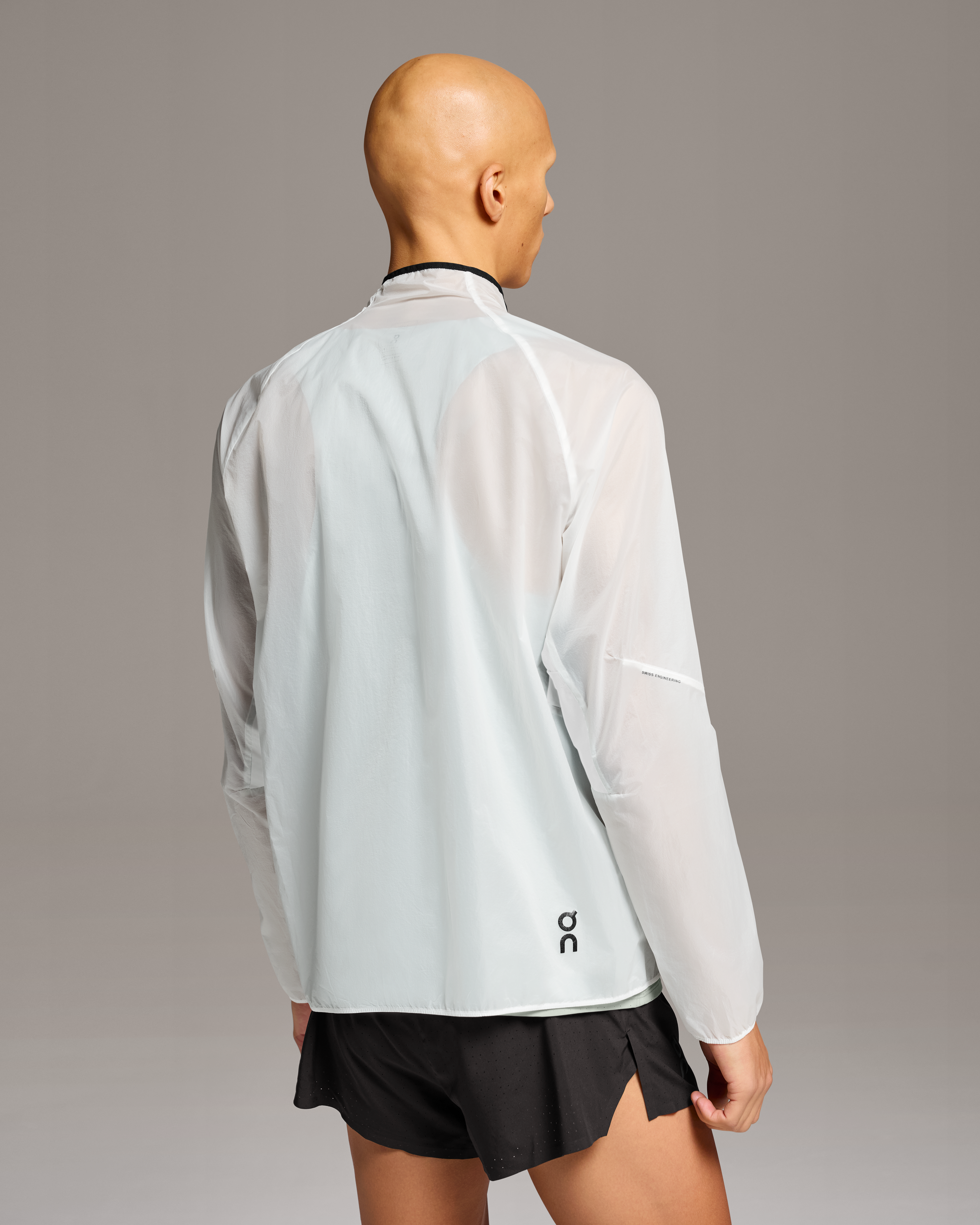 On Zero Jacket Undyed-White