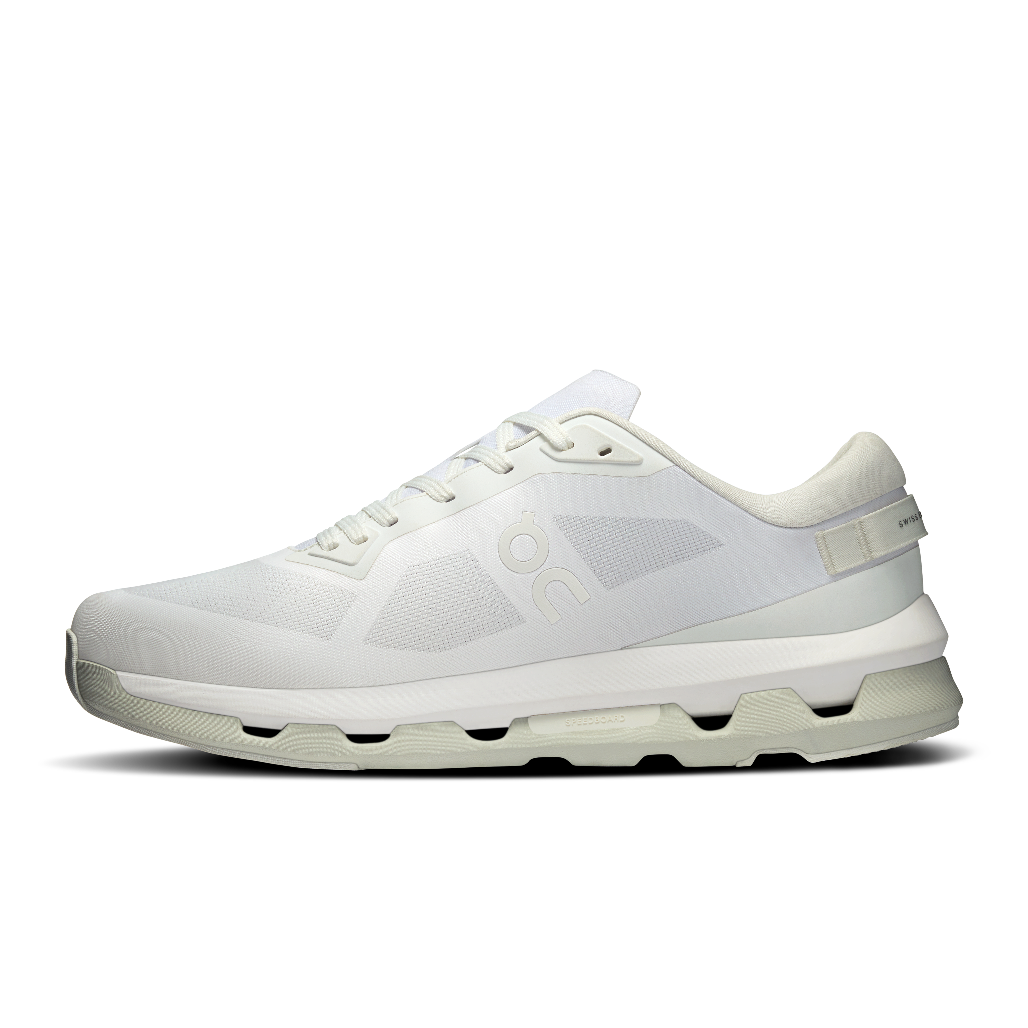 on running cloudzon runninge white