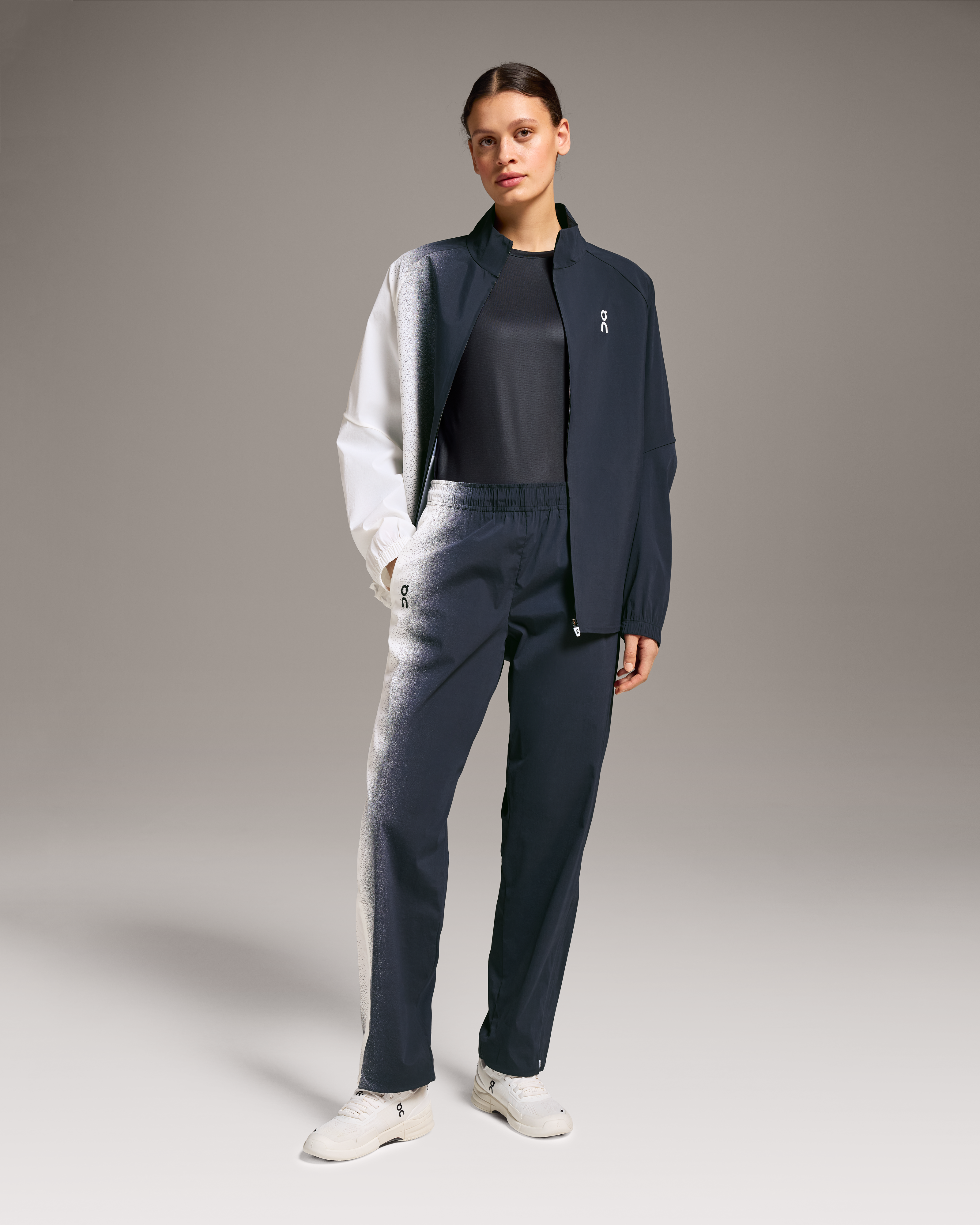 On Court Track Jacket Black | White (Women's)