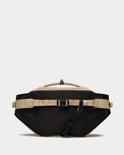 On Sling Pack 9L Sand | Black