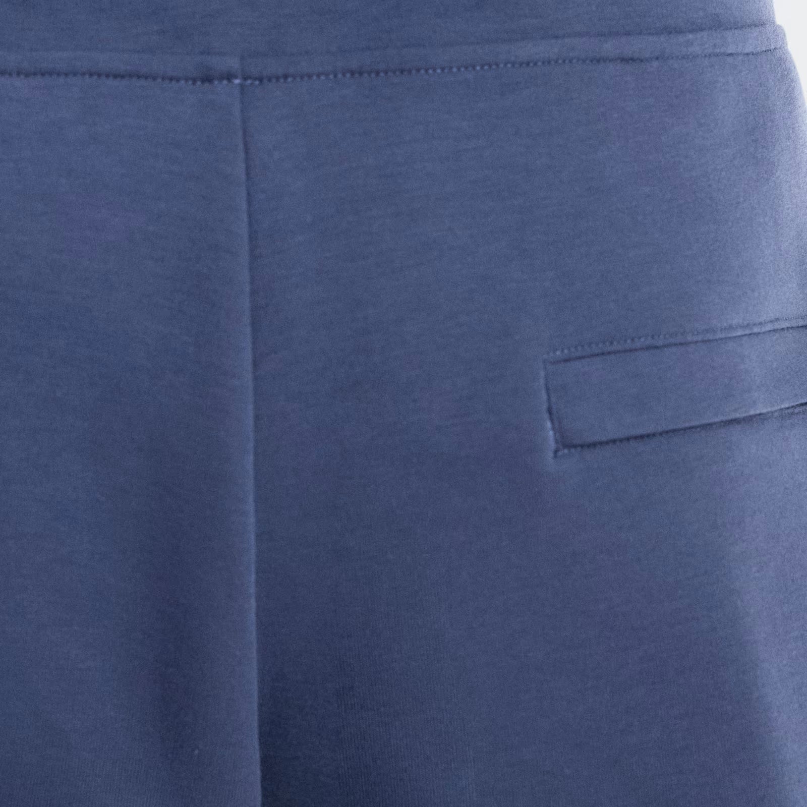 On Focus Tech Sweatpants Acai