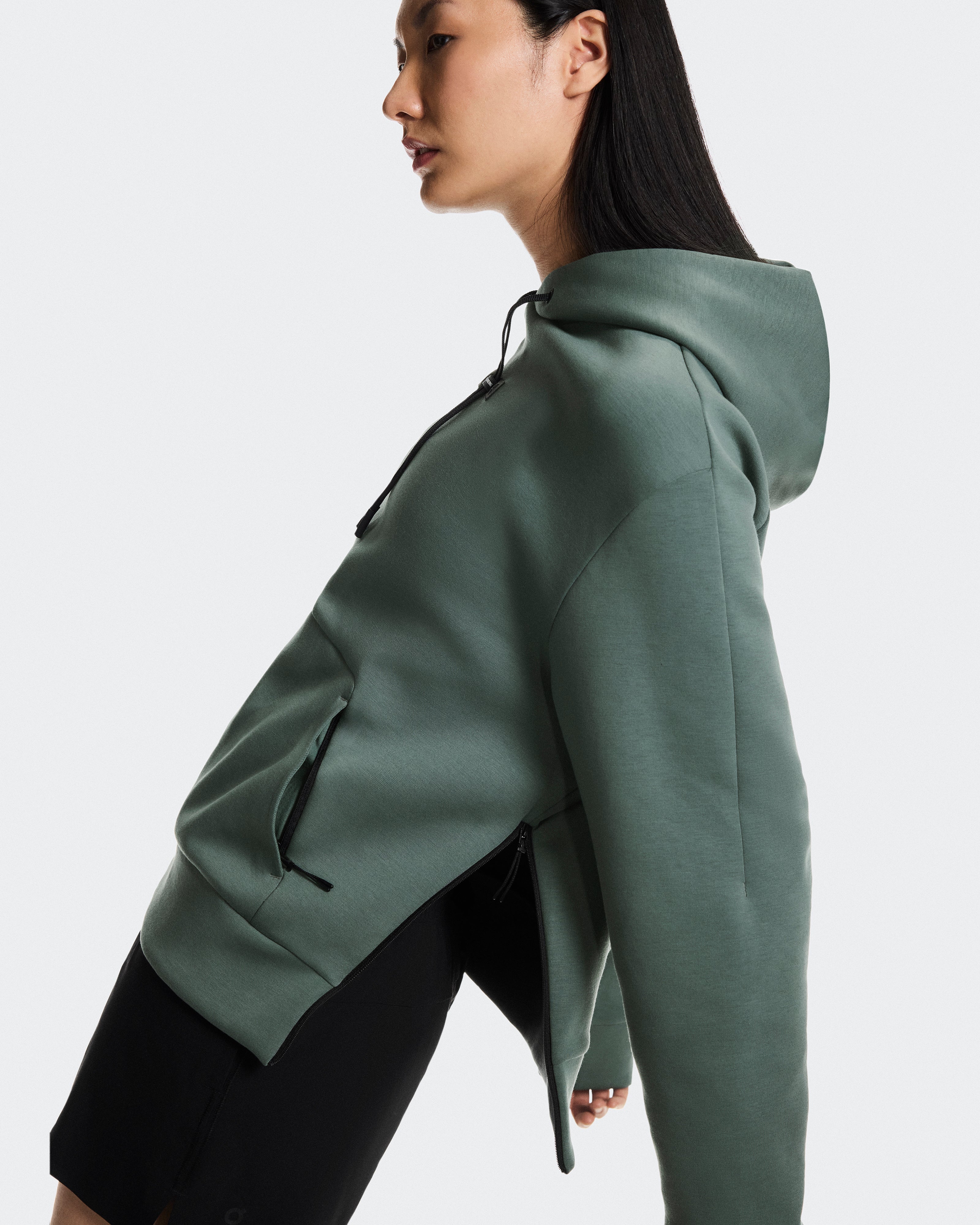 On Focus Tech Hoodie Olive (Women's)