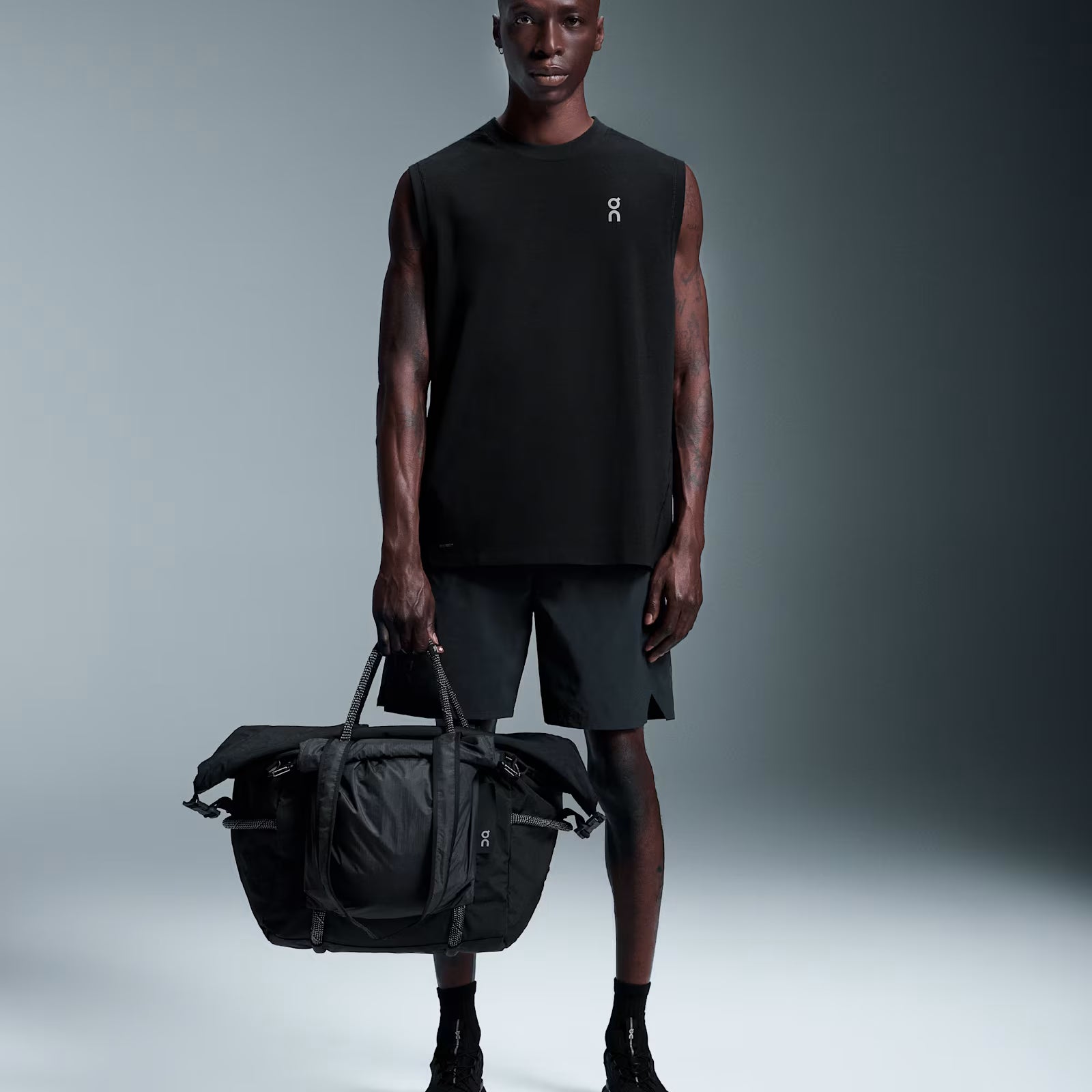 On Track Pack 40L Elite Black | Magnet